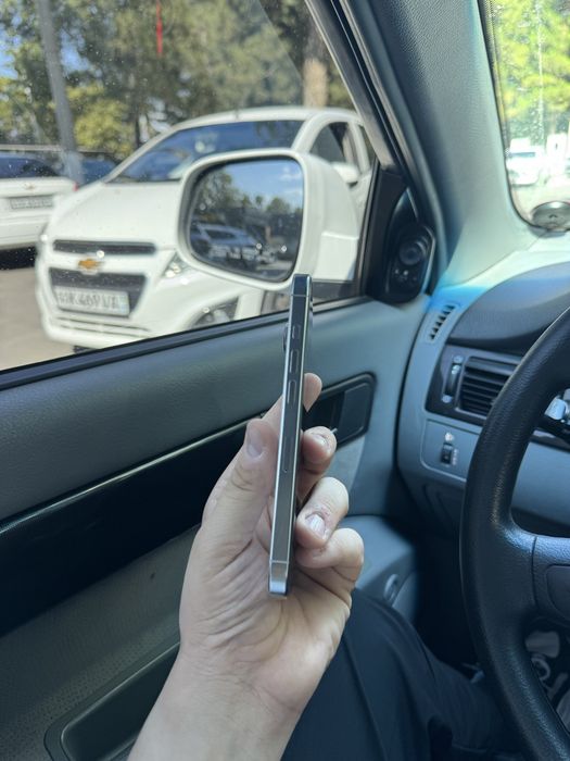 Iphone 16 pro yomkost 93% ideal