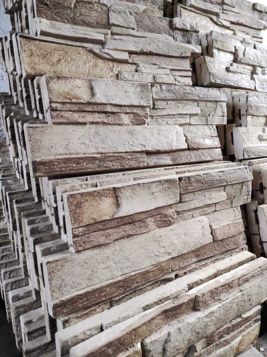 Изкуствен камък за декорация.