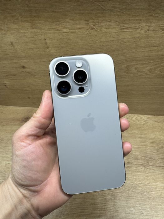 iPhone 15 PRO 128Gb Natural titanium 93% battery life