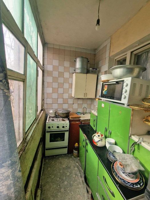 Продается квартира. Юнус Абад 8  1В2\1/4  Круг,чимкентский тракт
