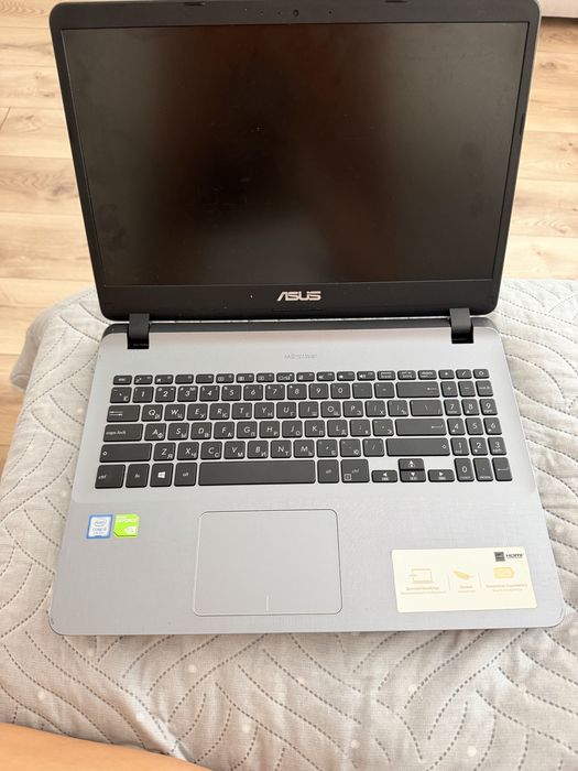 Ноутбук Asus corei5