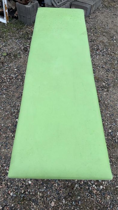 Кушетка в хорошем состоянии