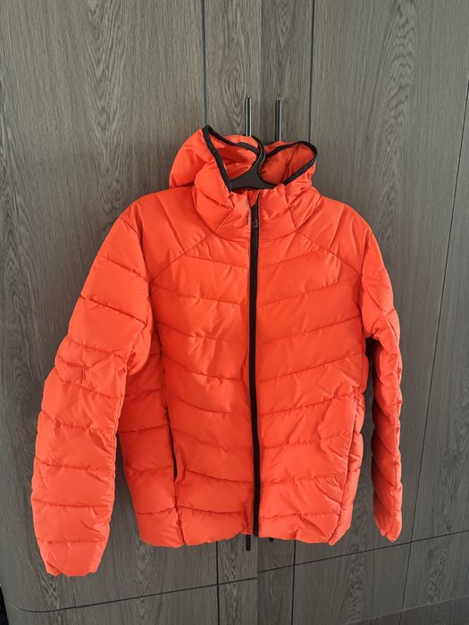 Срочно продам куртку