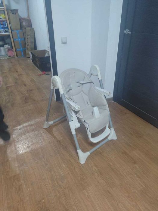 Детский столик для кормления