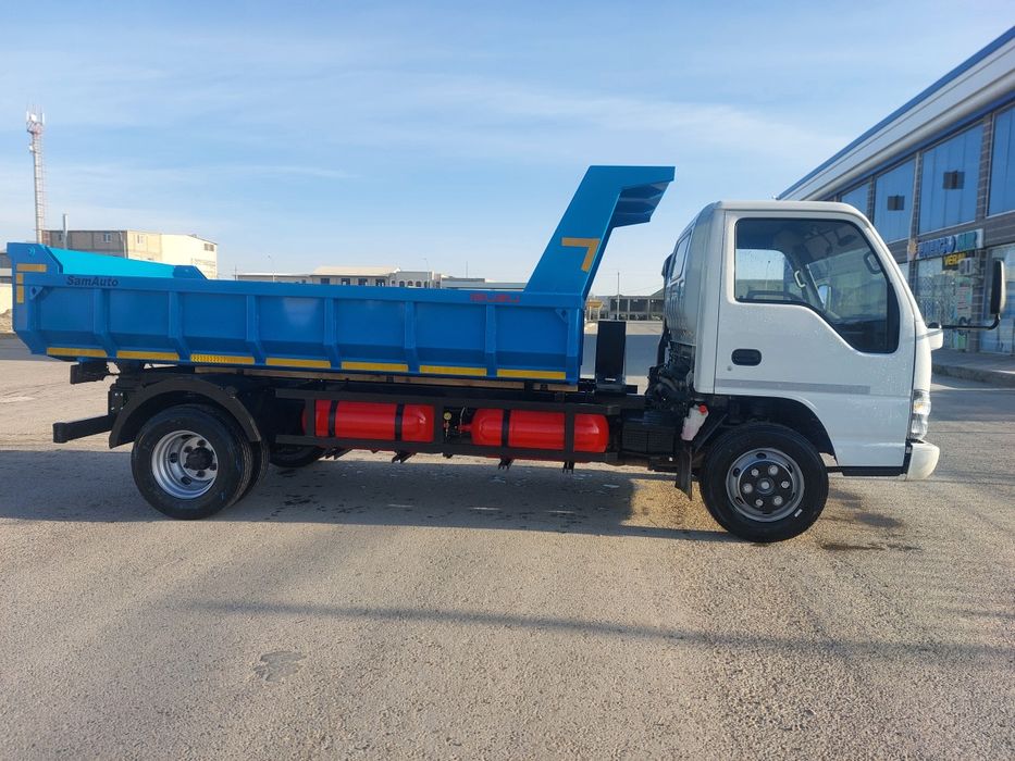 Isuzu samosval sotiladi