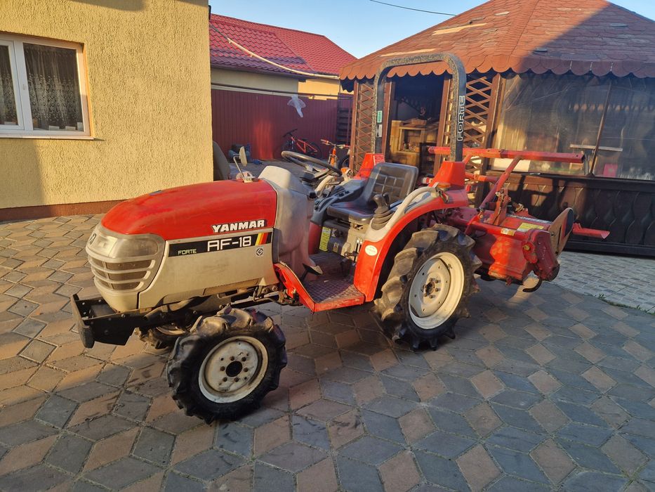 Tractor Yanmar 18 cp cu freză
