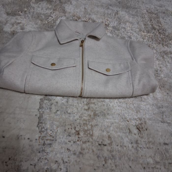 Дамско яке на Zara