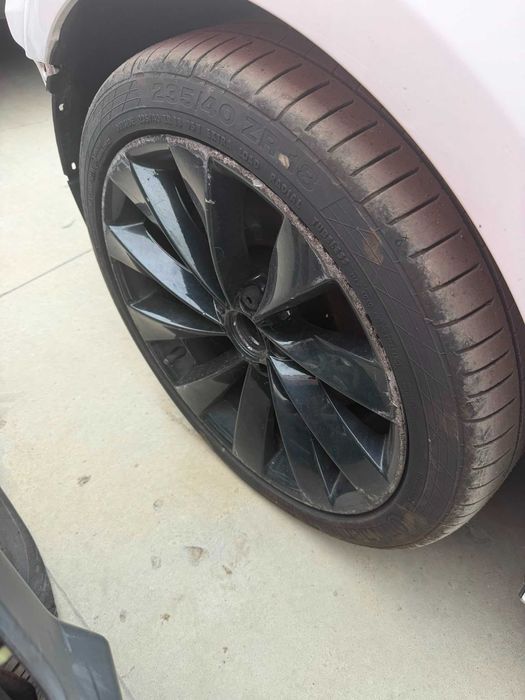 Jante de aliaj Passat CC interlagos  235/40 R18 Dot 2023