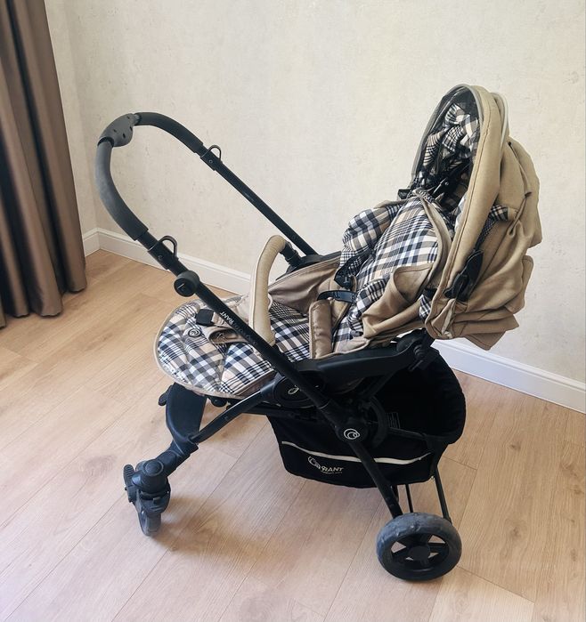 Детская коляска в отличном состоянии
