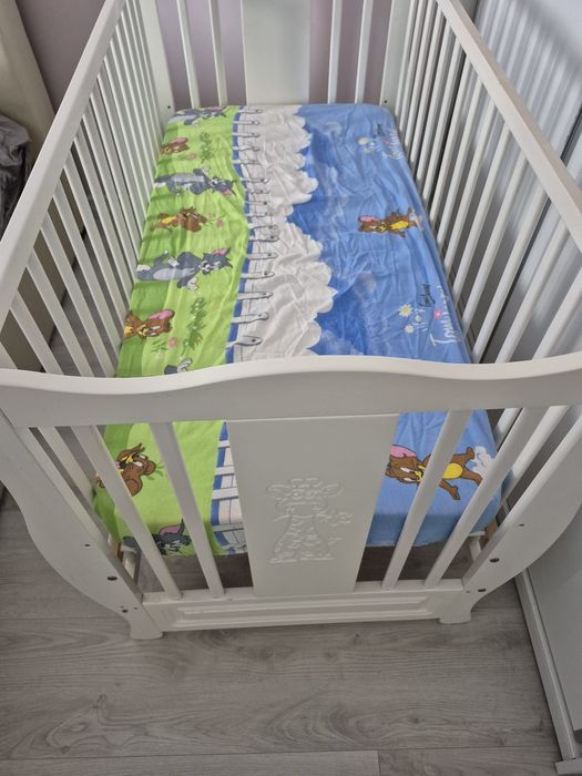 Pătuț bebe din lemn alb (60*120 cm)