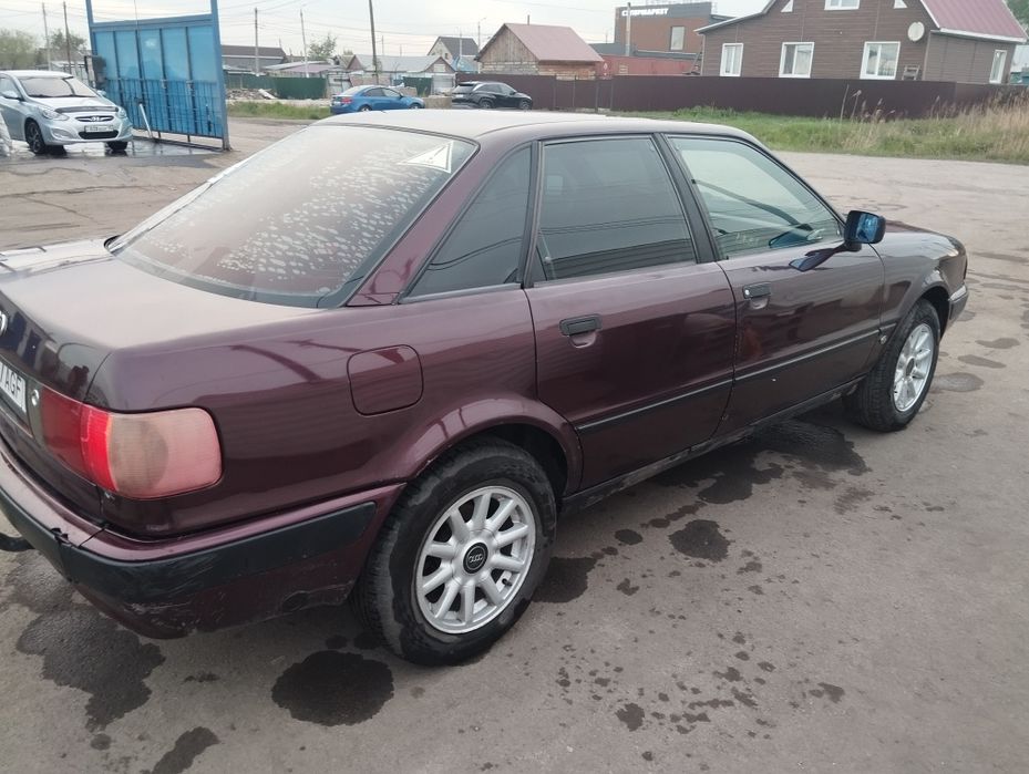 Продам Ауди 80 б4