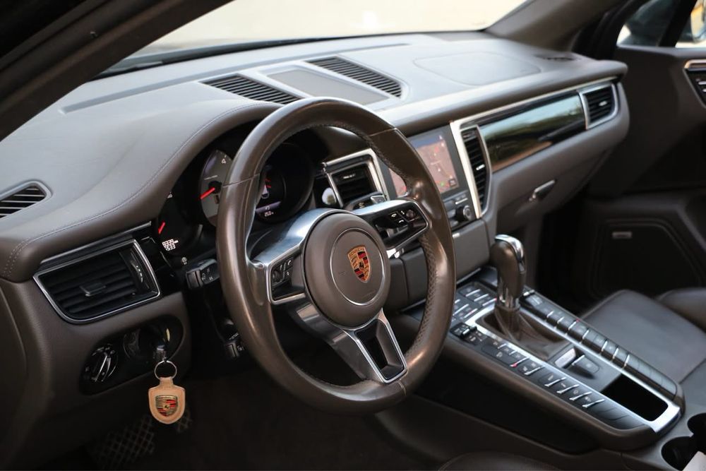 Porsche macan s.