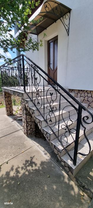 Casa noua in oras cartier nou de case zona Dobosari