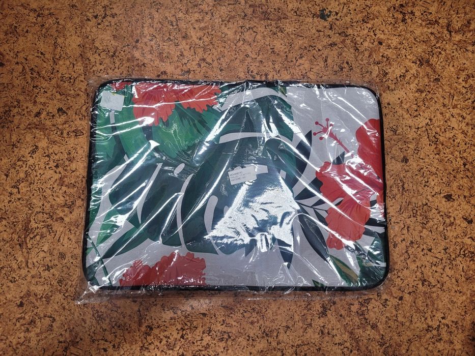 Калъфи за таблет/ лаптоп 17 инча