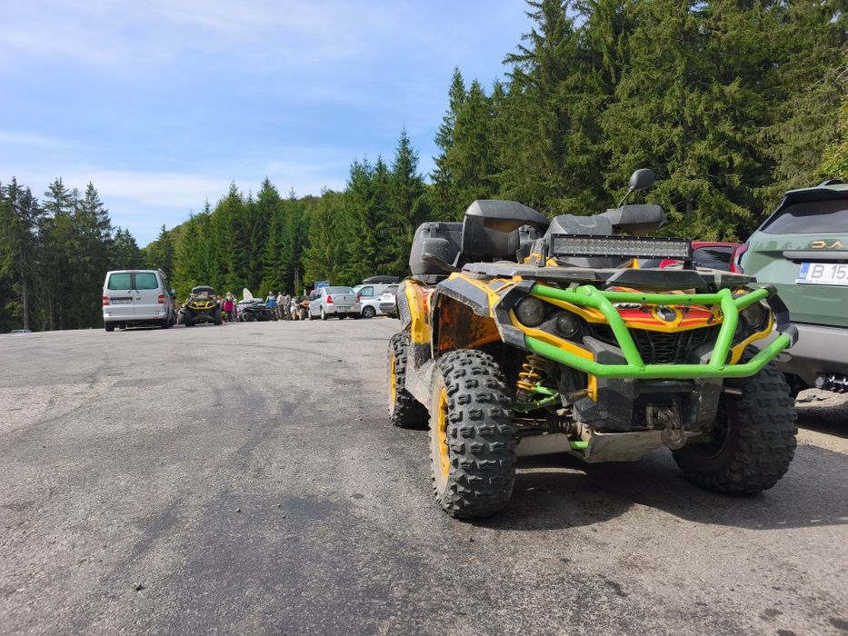Vând ATV 4x4 can am outlander 650 G2
