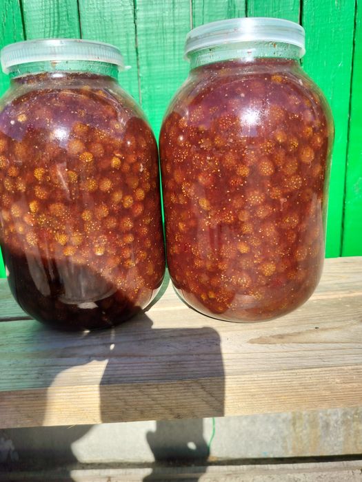 Продам варенье из лесной ягоды,5.000 литр.