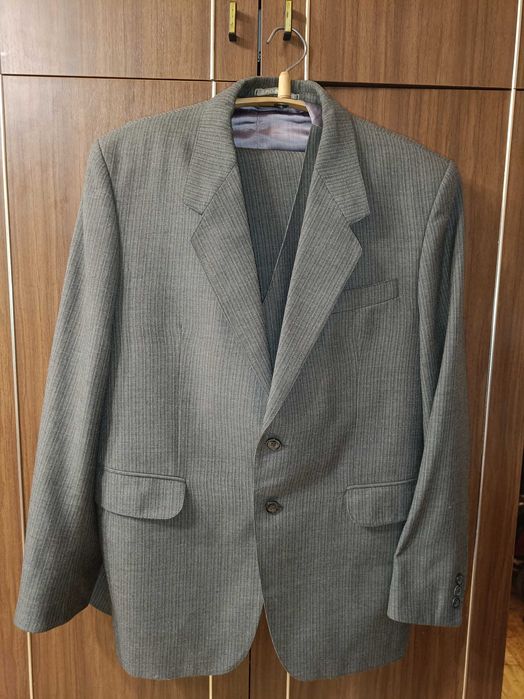 Мужской костюм тройка. Польша. Размер 52