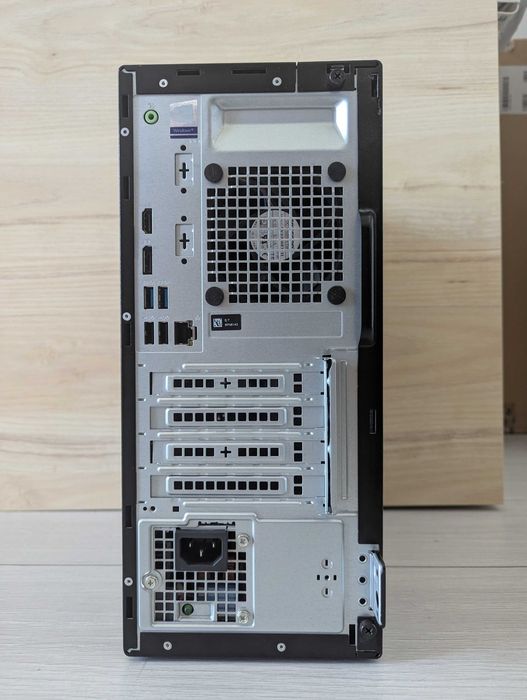 Calculator Dell OptiPlex 3070 - Dell 3070 i5