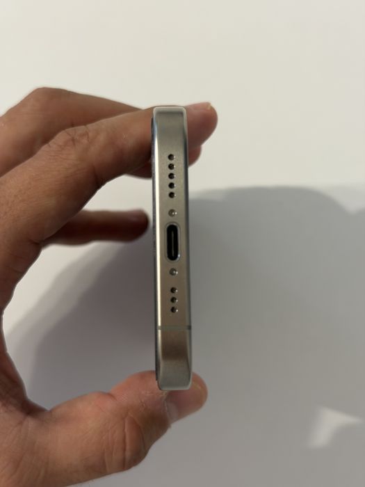 Iphone 15 Pro - 128 GB