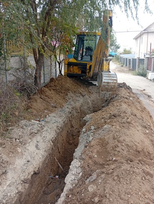 Продам экскаватор погрузчик
