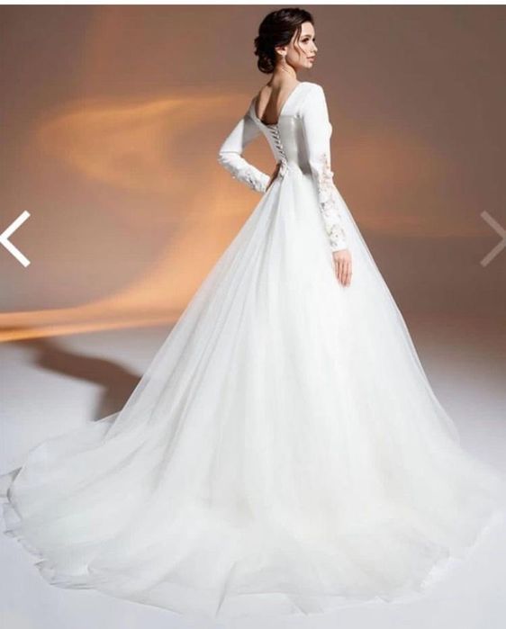 Свадебное платье