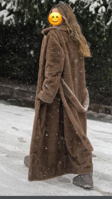 Шубы новая женская