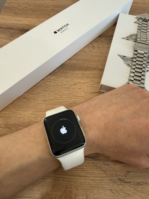 Часы Apple Watch Series 3 42 mm Silver