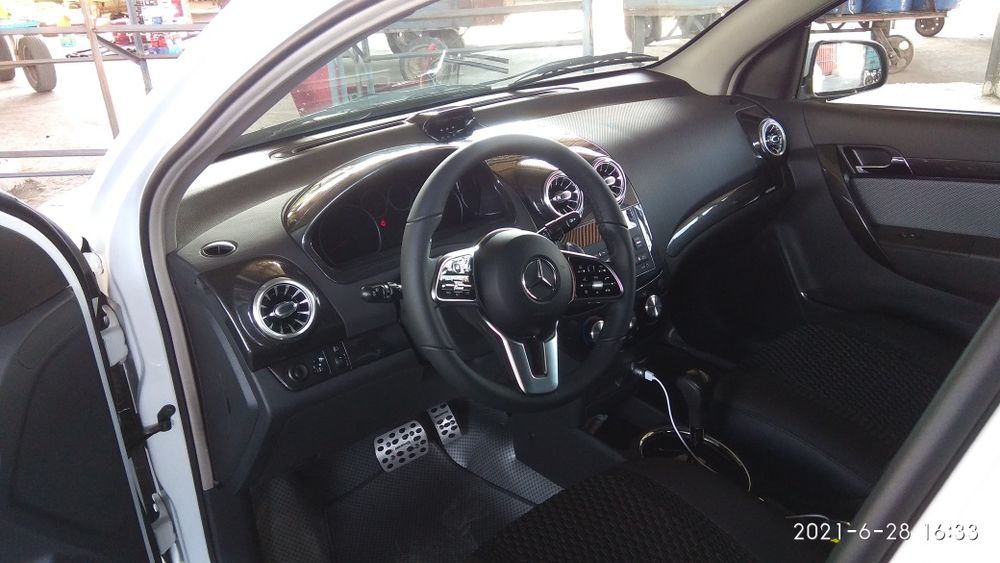 Продам новые мерс дефлекторы для тюнинга салона вашего авто