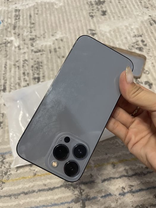 Iphone 13 PRO  в иделный состояний