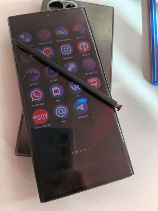 Продам Samsung S22 ultra