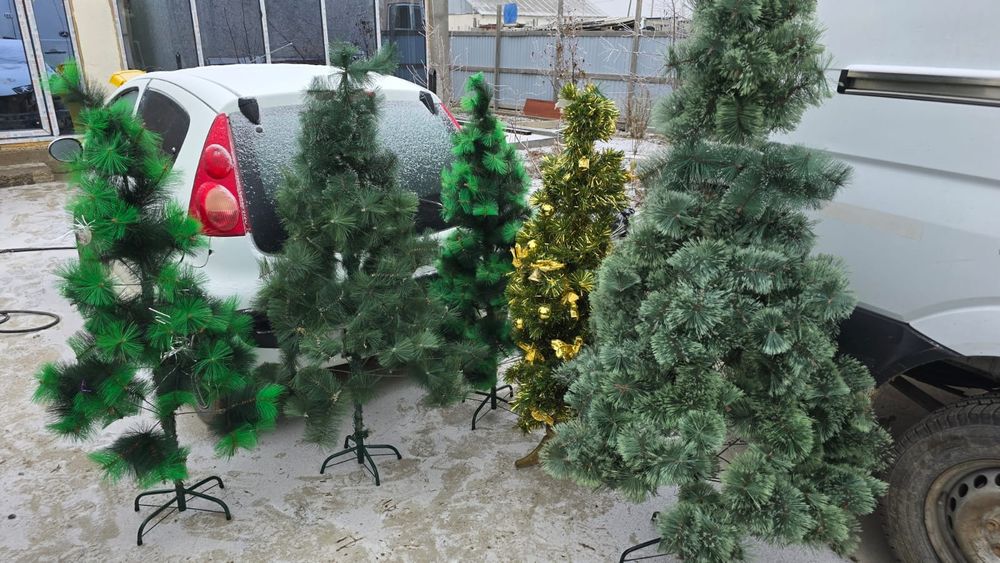 Продам ёлку по 5000т