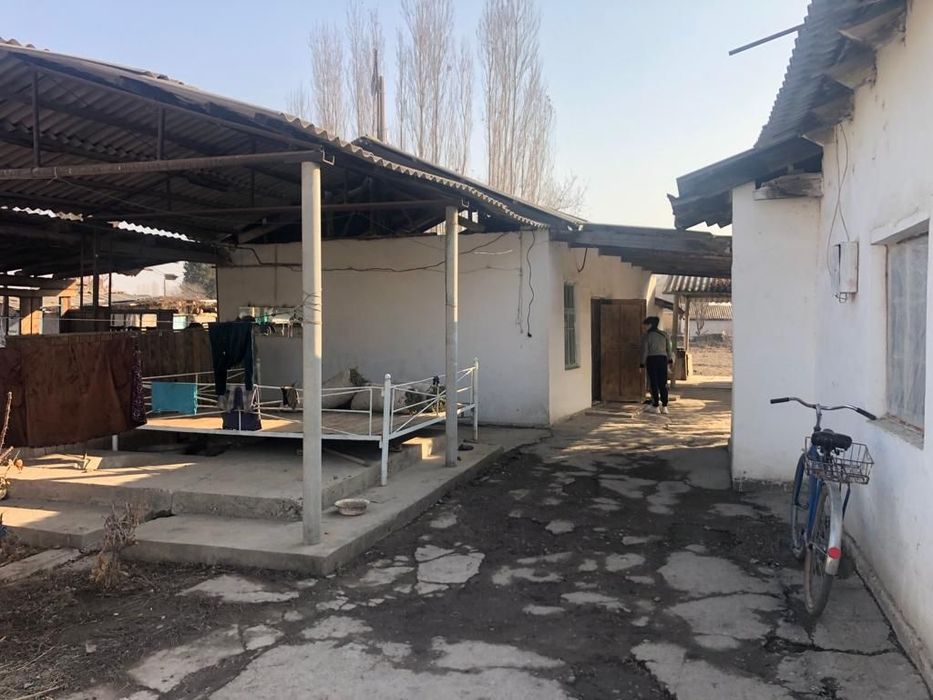 Продаётся дом/участок 13соток посёлок yangi hayat, Urtachirchiq tumani