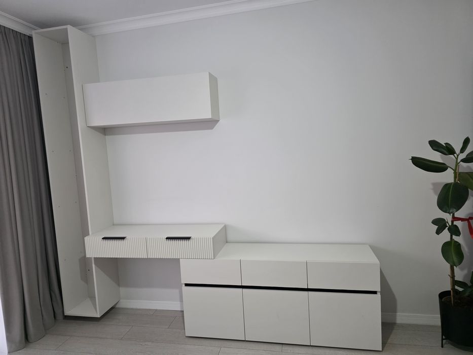 Mobilă dormitor albă, realizată pe comandă  - nouă, montată, nefolosit