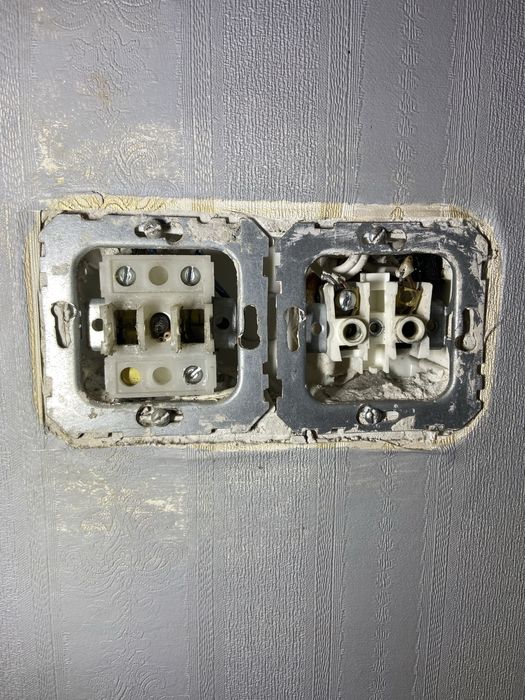 Электрик қызметі / Услуга электрика