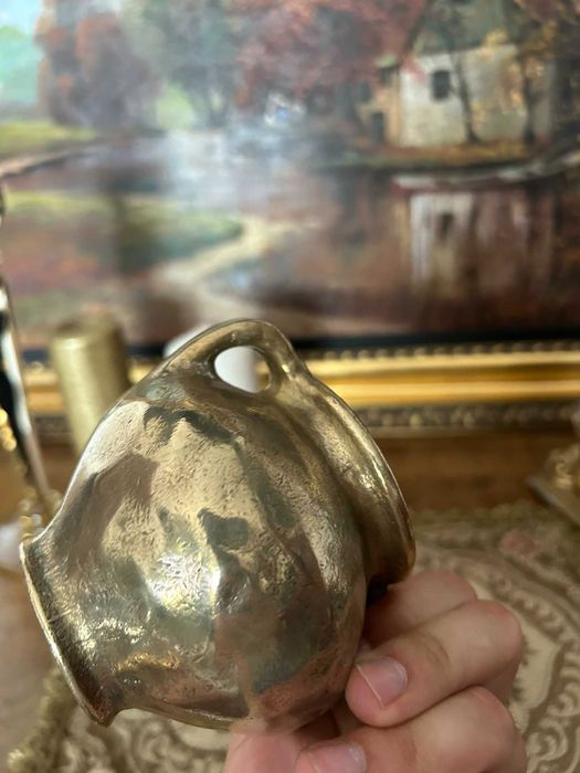 A182 Superba carafa mica masiva de bronz 757g 9 h 11 d