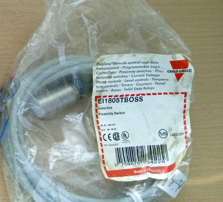 Индуктивен сензор за близост “Carlo Gavazzi  M18 Неръждаема стомана