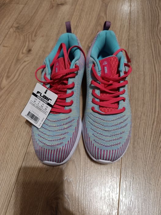 Дамски маратонки