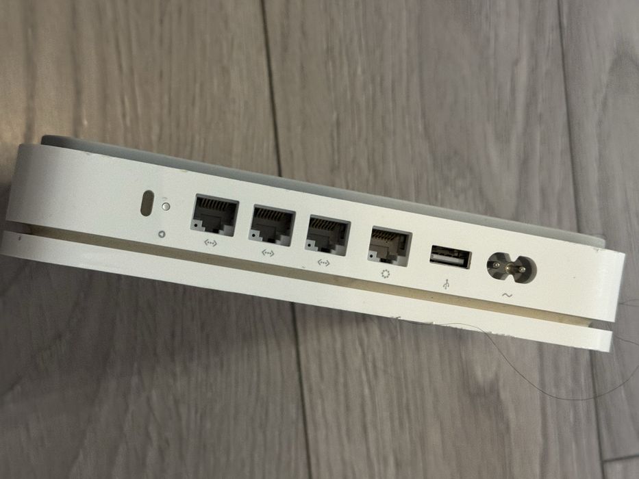 Router apple A1409  2tb