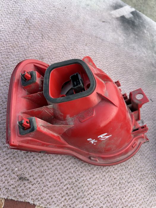 Десен стоп пасат б6 2007г отличен