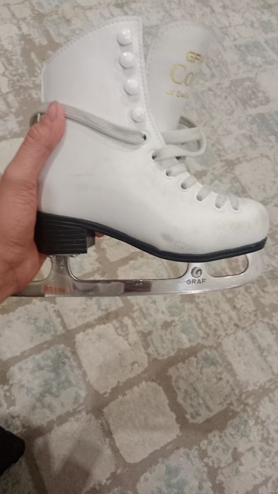 Фигурные коньки профессиональные