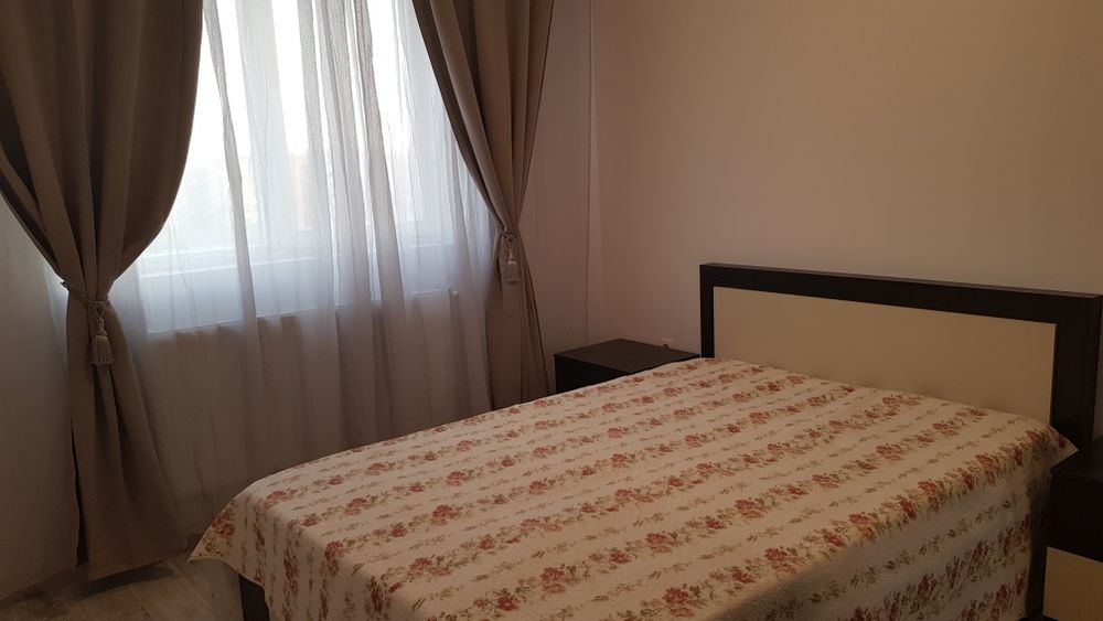 Proprietar închiriez studiou