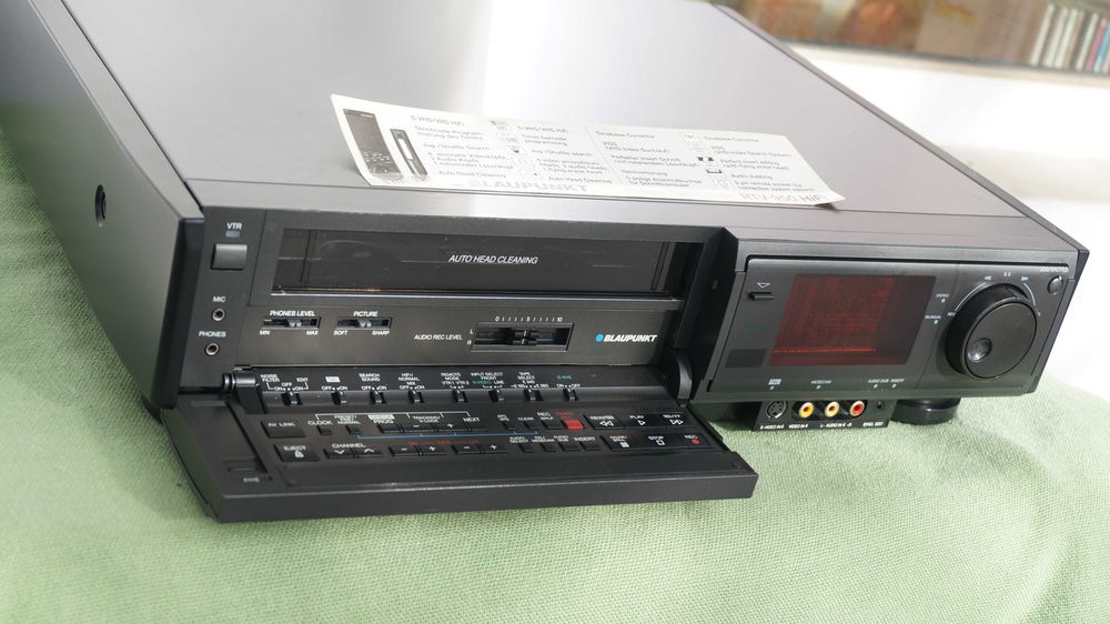 Video recorder S-VHS Blaupunkt RTV-950 (Panasonic NV-FS200)