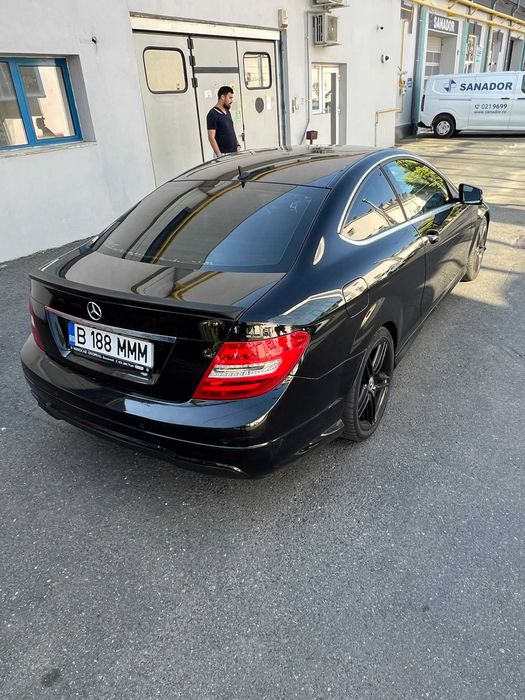 Vand Mercedes C180, an fabricatie 2011, 195500 km.