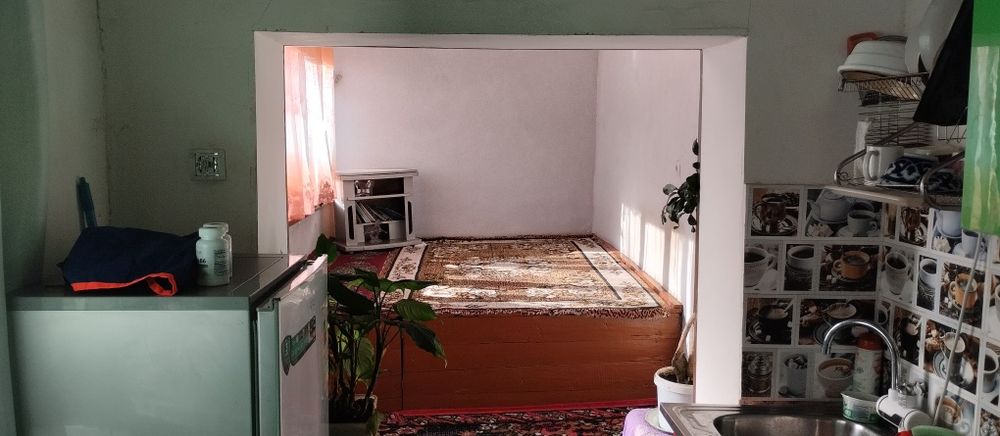 Ховли уй сотилади