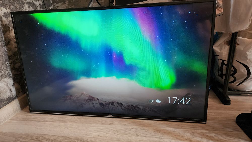 Artel TV Led ua43h1400