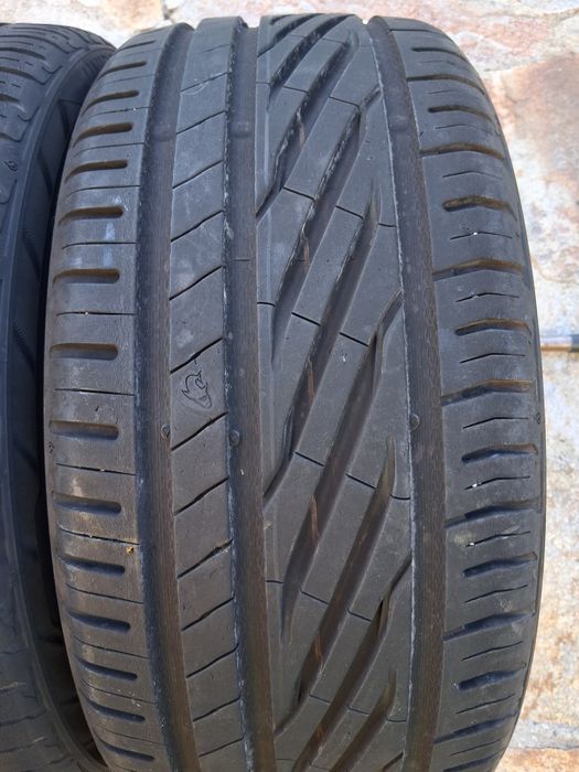 215 40 17 UNIROYAL