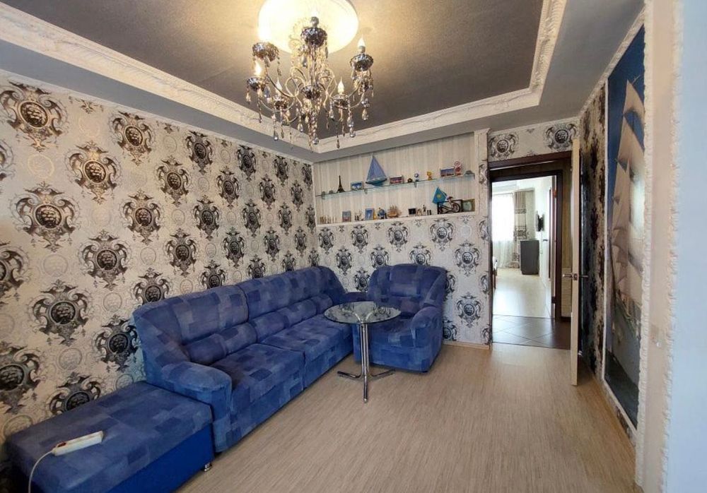 Сдаю  квартиру по месячно