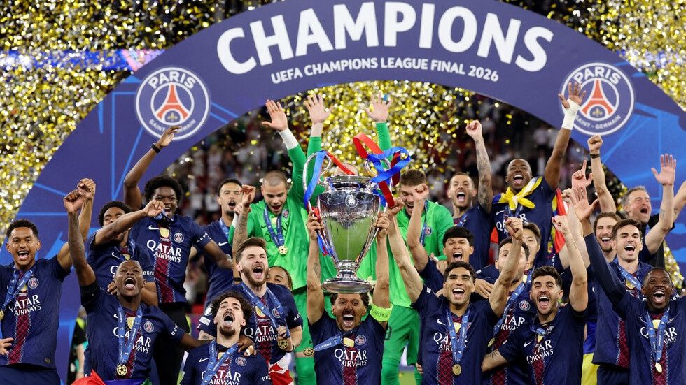 Фланелка PSG размери М и L