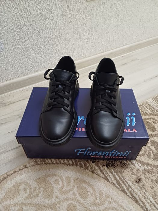 Pantofi cu siret mar 37