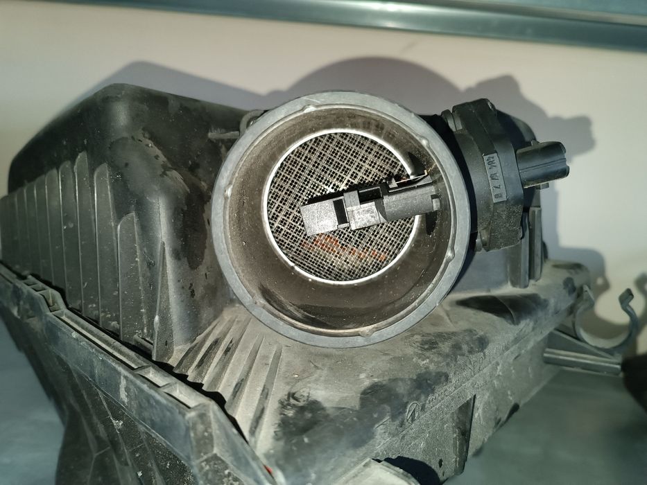 Въздушна кутия с дебитомер за Volvo XC70, 2.4T, 2001g